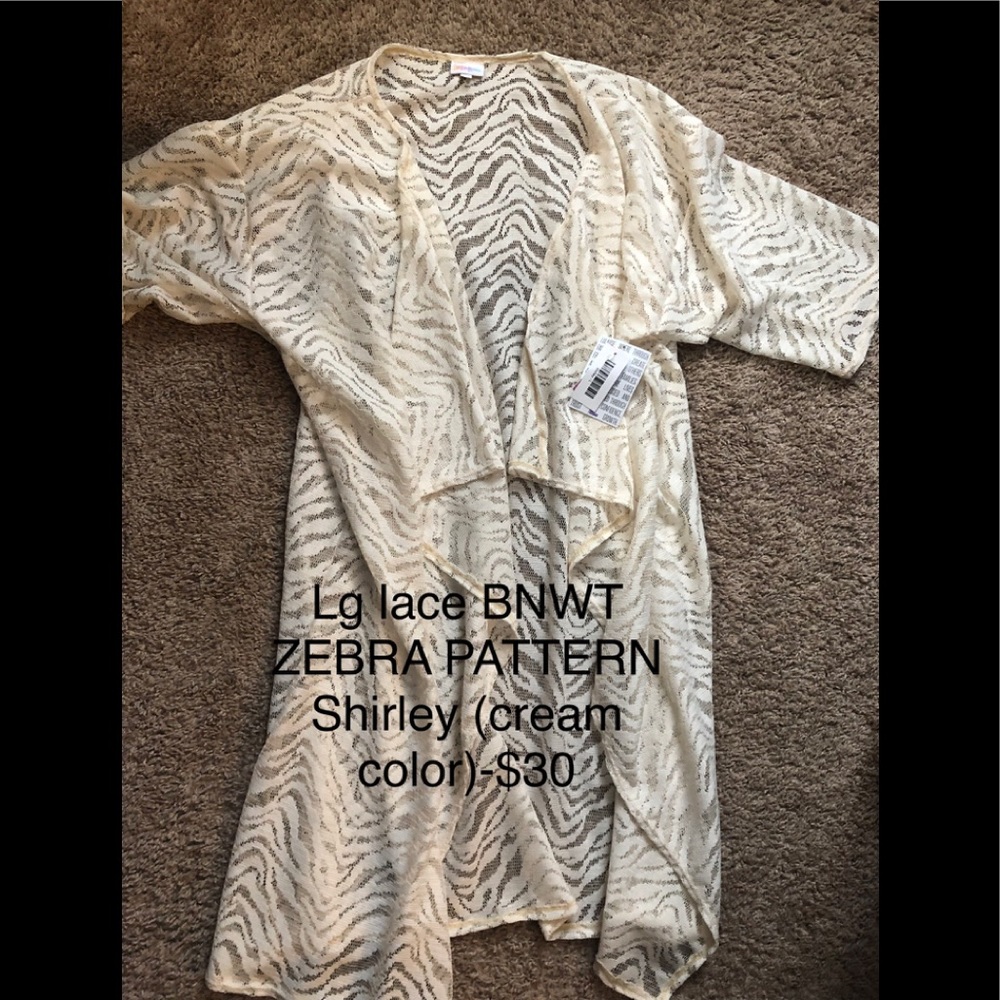 LuLaRoe Shirley lace  cover up BNWT